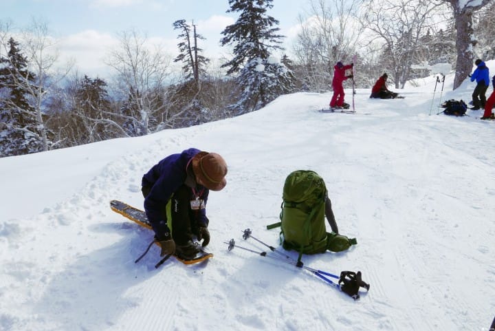 「北海道 層雲峽」 踩在山頂上的雪地登山體驗活動