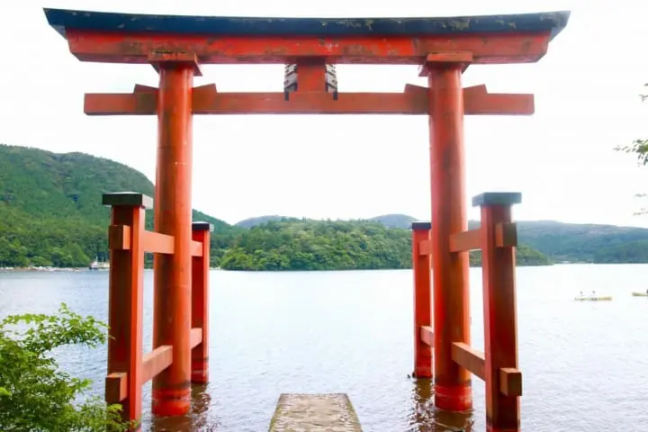 神奈川100%ガイド。横浜、鎌倉、葉山、箱根などそれぞれの見どころまとめ