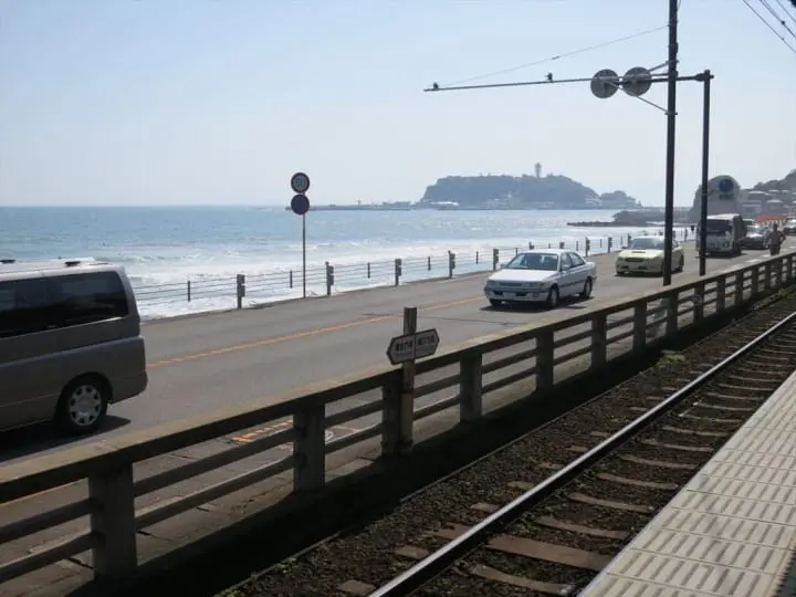 神奈川100%ガイド。横浜、鎌倉、葉山、箱根などそれぞれの見どころまとめ