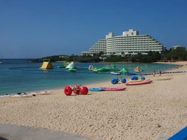 沖縄のビーチ完全ガイド。沖縄旅行で外せない絶景ビーチ23選