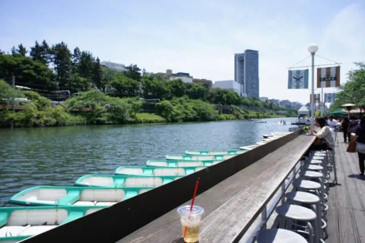 跟著『平凡不簡單校對女王』做事實確認走訪劇中場景吧!