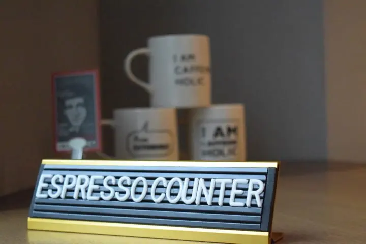 緑茶のエスプレッソ！？世界初のカフェインチャージバー CAFFEINHOLIC