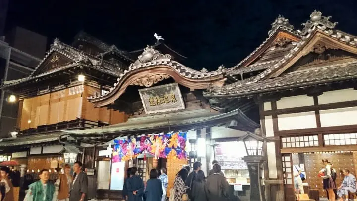 日本冬旅泡汤圣典：10大日本人气温泉排行榜（上）