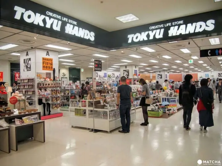 気になるアクセス情報から話題のショッピング・グルメスポットまで〜新宿完全攻略ガイド〜