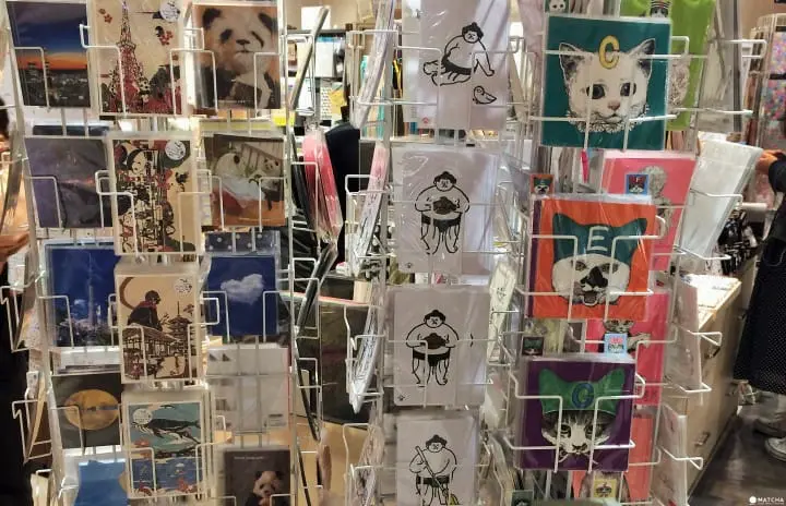 新宿车站上的便利画材文具店-Tools