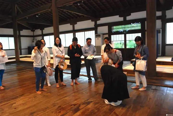 眺望京都新景点 跃上东山的青龙殿 