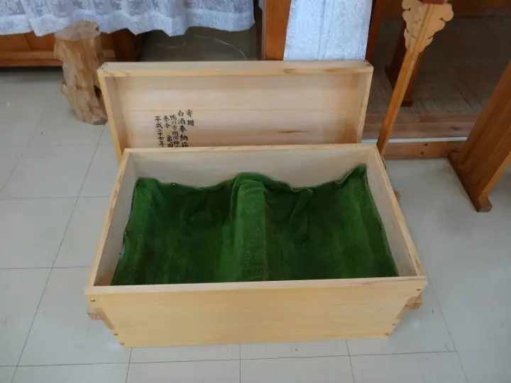 A 260-year old local brewery producing sacred sake for Meiji Shrine and diversifying for the future