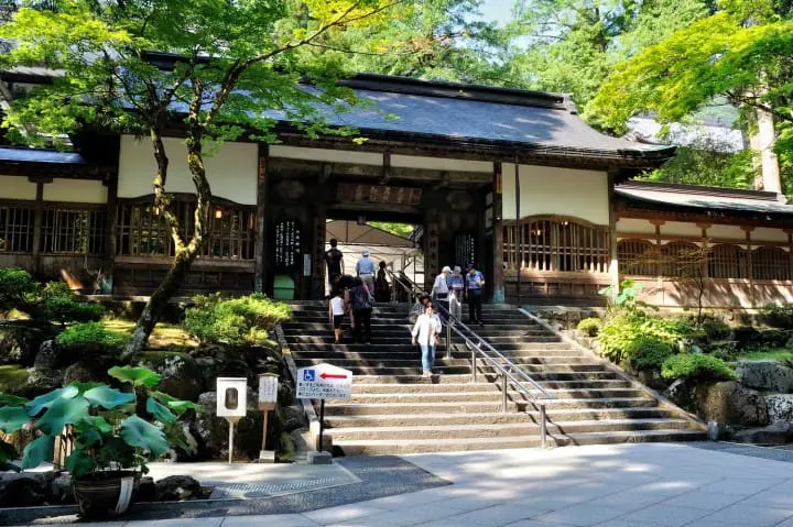 Visiting Eiheiji, A Zen Buddhist Temple In Fukui Prefecture