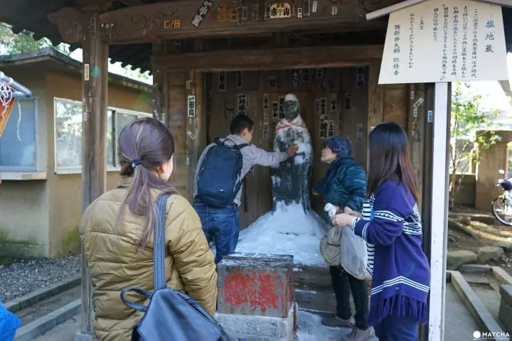 西新井大師の納めの縁日で日本文化を体験