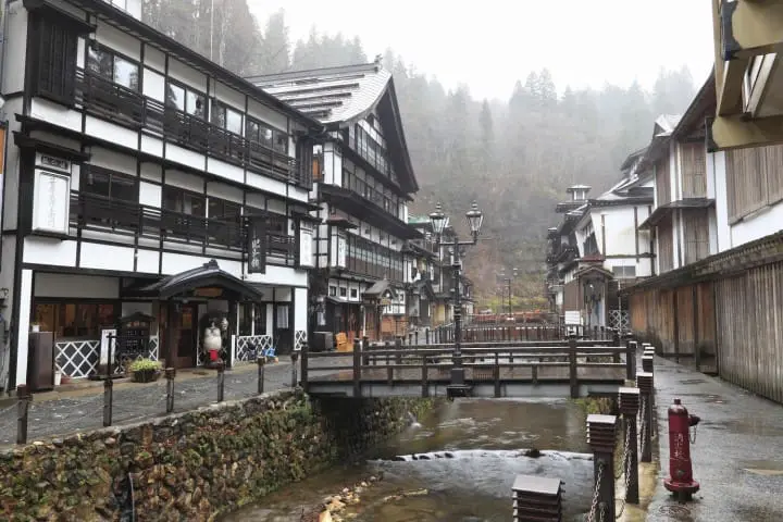 Taisho Retro - Memories of Old Japan at Ginzan Onsen, Yamagata
