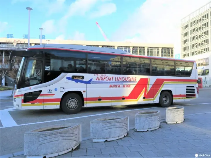 如何前往海運歷史與美食之都