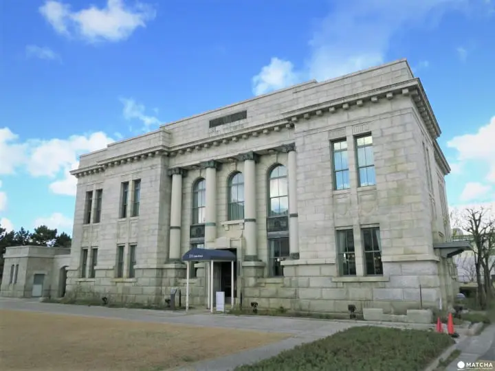 享受有山有海並保留海運歷史的