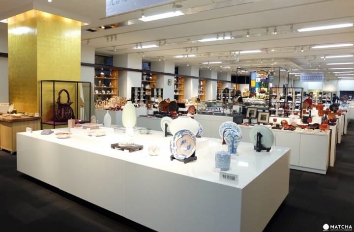 Menikmati Kerajinan Tradisional Jepang di Japan Traditional Crafts Aoyama Square