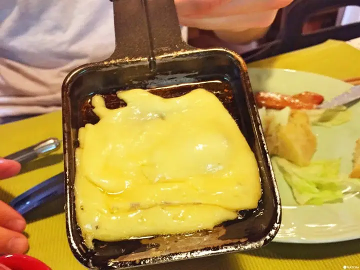 『北海道 美瑛』不预约别想吃！隐藏在森林里的法式起司锅“La Paix”