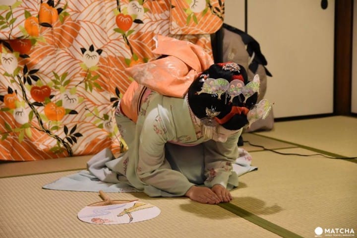 『岐阜』日式咖啡厅里与舞妓来场午后约会吧!