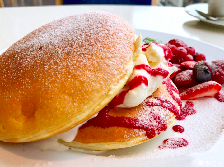 【季节限定】草莓控注意！精选东京6家必访草莓松饼！