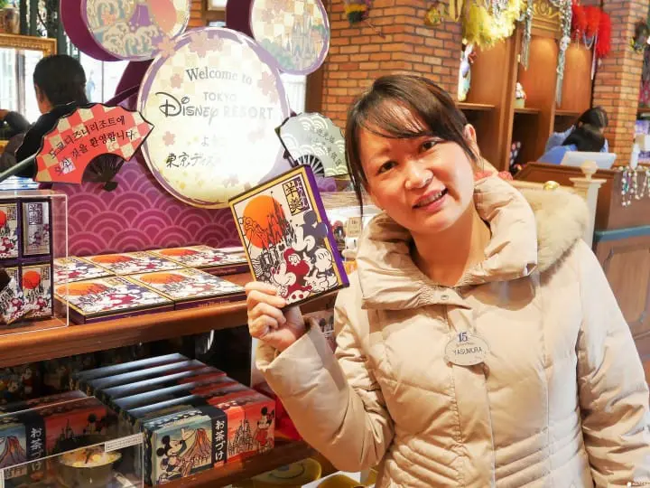 來夢想王國過新年吧！東京迪士尼樂園限定春節伴手禮特輯