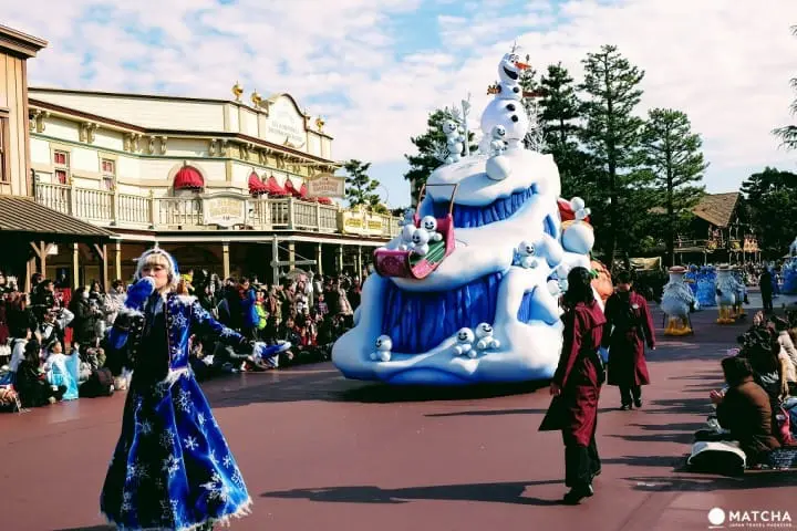 도쿄 디즈니 리조트の人気おみやげを集めた、2017년 ・新春限定ショップがオープン！