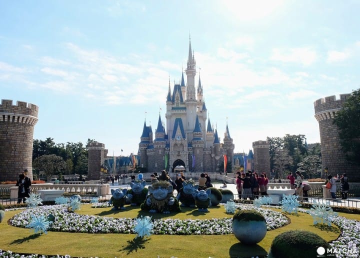 東京ディズニーランドの冬のイベントで『アナと雪の女王』の世界を楽しもう!
