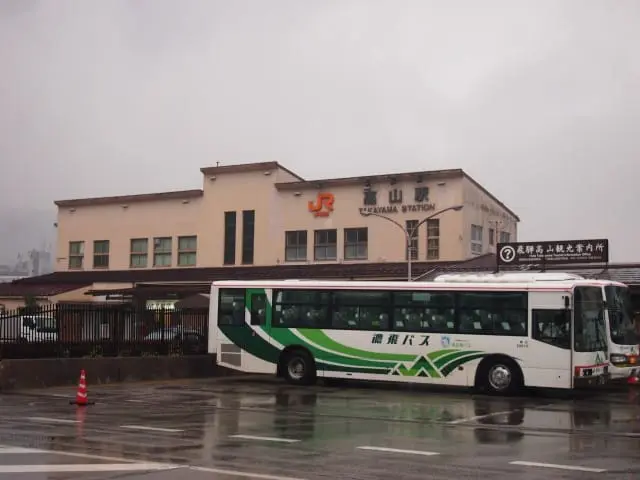 “飞騨高山”彻底ガイド。白川郷や温泉などの観光スポットから気候や移动手段まで