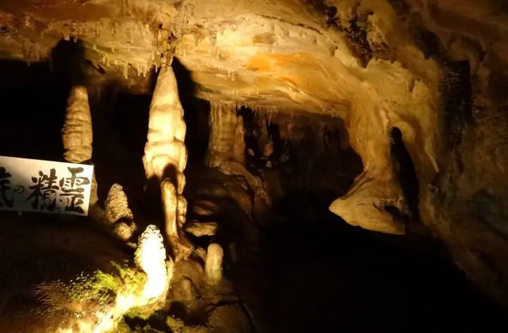 Going underground to discover stunning 80-million old natural sculptures of Japan’s Abukuma Cave