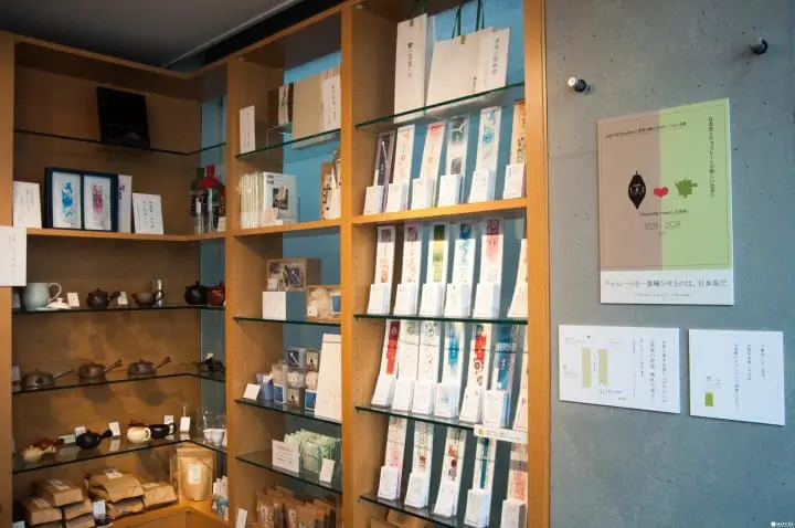 在表參道品茶享甜慢聊的空間：茶茶の間