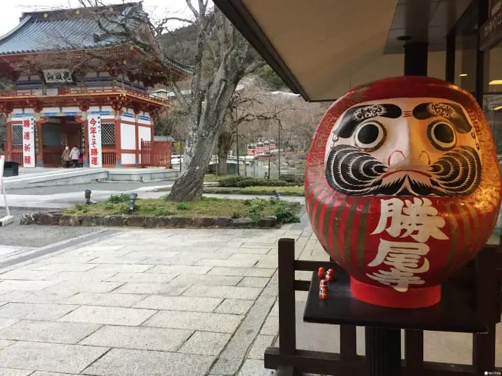 勝運之寺「勝尾寺」參拜 祈求整年好運