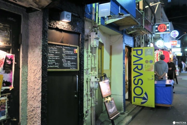 日本のウイスキーを英语で指南。新宿ゴールデン街のバー“comorebi –saudade”