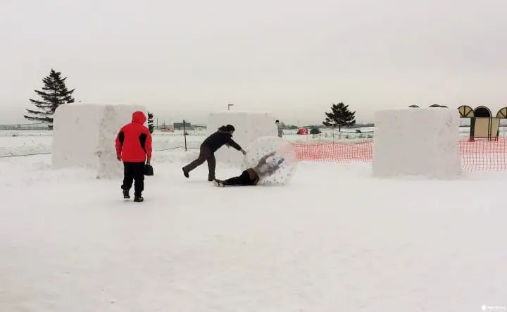 札幌雪祭TSUDOME會場　冰上遊樂園盡情玩雪
