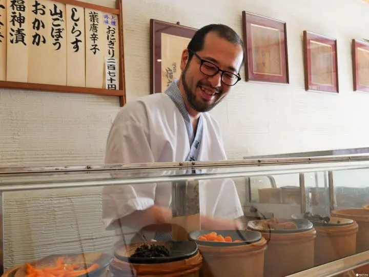 東京最古老的手作飯糰店 「淺草 宿六」