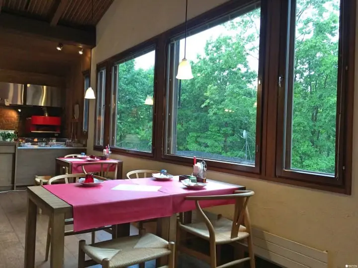 『北海道 美瑛』簡直就像是來到義大利！不預約吃不到～iL coVo手工桿麵皮的窯烤披薩