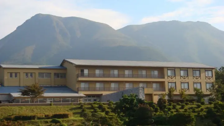 Stay at affordable lodging with hot springs near major tourist spots. Get an international driver’s license and see untraveled byways and old Japan