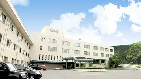 Stay at affordable lodging with hot springs near major tourist spots. Get an international driver’s license and see untraveled byways and old Japan