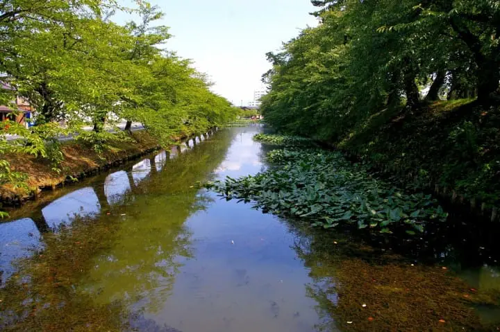 弘前城　護城河