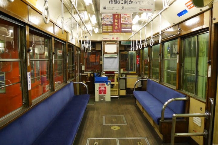 搭坊っちゃん列車遊松山!