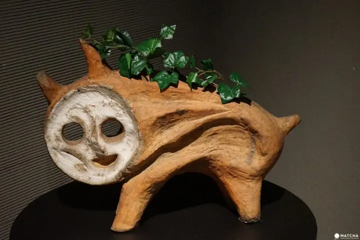 川崎市冈本太郎美术馆　犬の植木钵