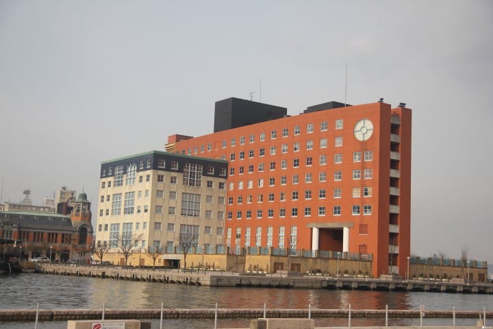 只要五分鐘即可穿越關門海峽,享盡本州與九州的港都觀光風情