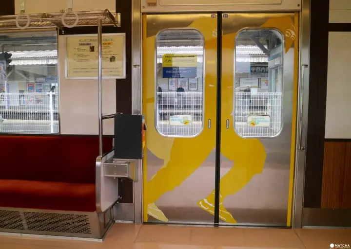 忍者列車で行こう!三重県伊賀鉄道のユニークなラッピング電車の旅