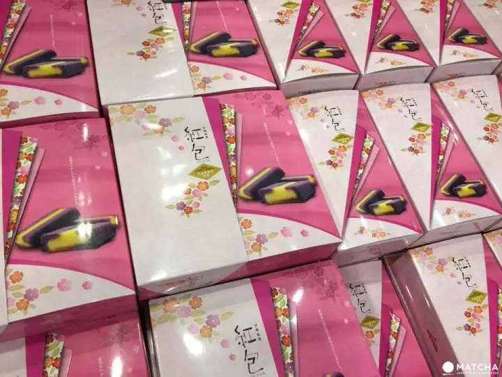 冲绳办手礼，不用到处跑，走在国际通，买到很满足