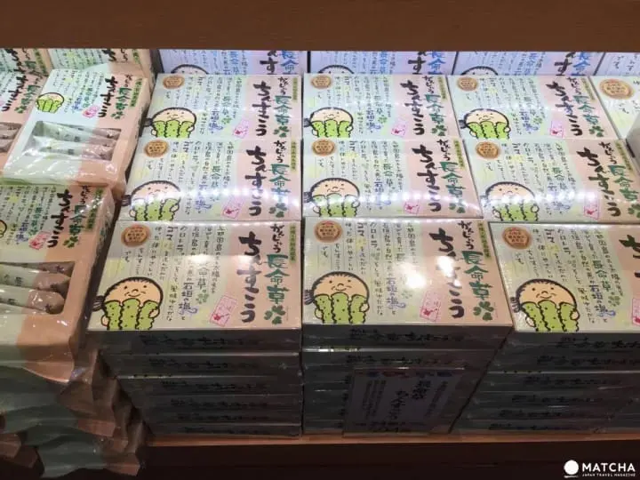 冲绳办手礼，不用到处跑，走在国际通，买到很满足