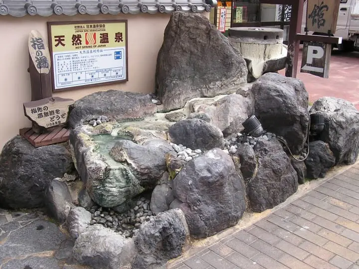 【長崎県】大自然に囲まれた湯けむり漂う雲仙温泉～アクセス、日帰り温泉、旅館情報など