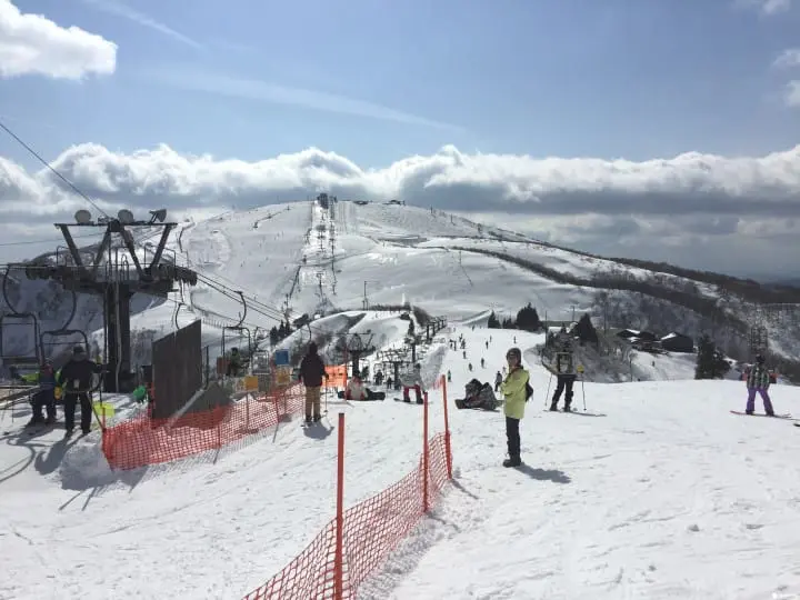 『滋賀縣』琵琶湖雪場 滑雪賞湖景一次滿足