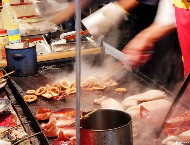 Tokyo’s Cherry Blossoms Spirit: A Photo Book