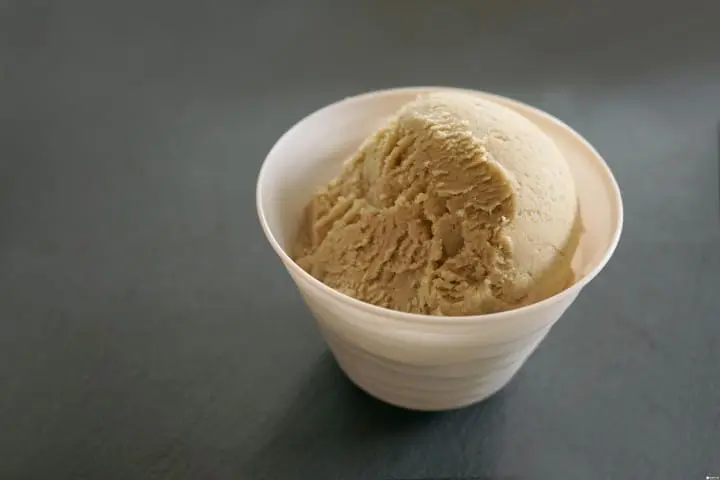 表参道白芝麻冰