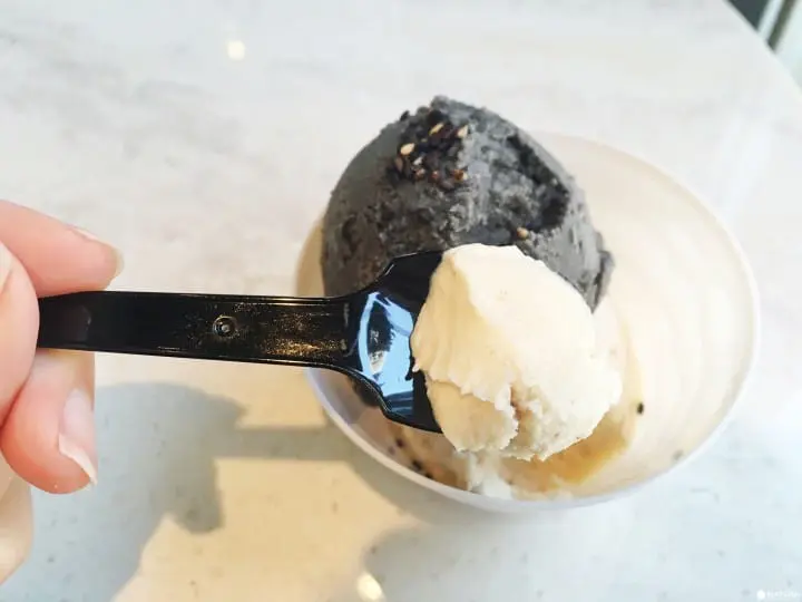 表参道芝麻冰双色