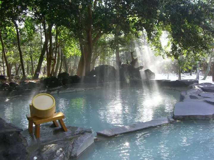 【鹿児島県】大自然に癒される霧島温泉郷～日帰り温泉、旅館情報、アクセスなど