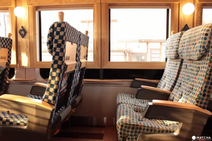 หนีร้อนสงกรานต์แล้วมาเที่ยวรถไฟ-ชมเจดีย์ห้าชั้นภูเขาไฟฟูจิกันเถอะ~