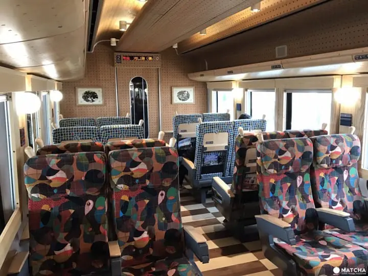 หนีร้อนสงกรานต์แล้วมาเที่ยวรถไฟ-ชมเจดีย์ห้าชั้นภูเขาไฟฟูจิกันเถอะ~