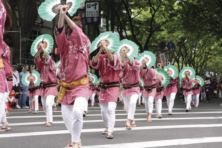 スズメ踊り