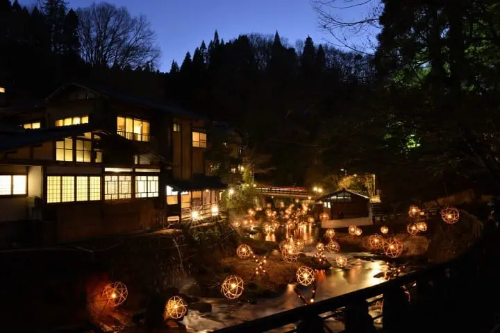 【熊本県】黒川温泉で多彩な露天風呂を満喫しよう！～日帰り温泉、旅館情報、アクセスなど